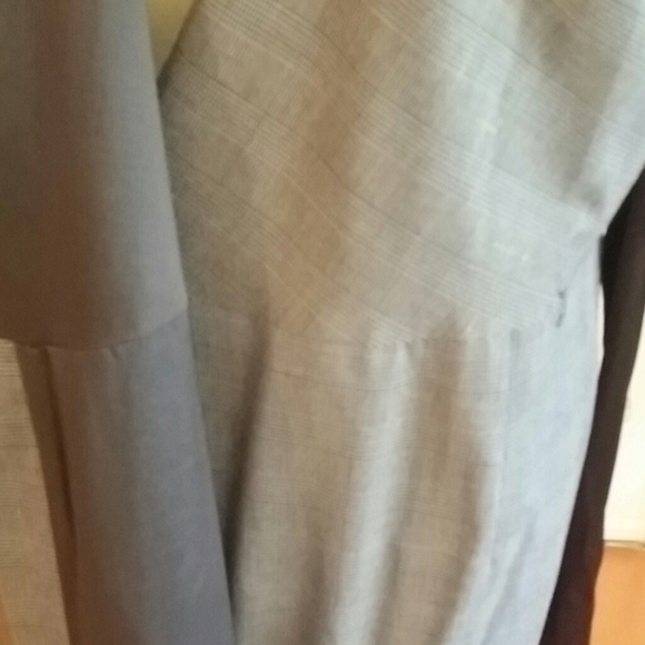 Women's Dress - Picture 3 of 6